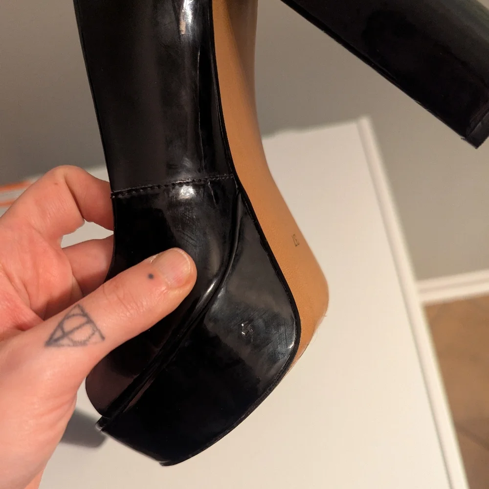 Genuine leather Patent High heel peep toe / vinyl finish shoes size 37 (US 8) - Picture 10 of 17